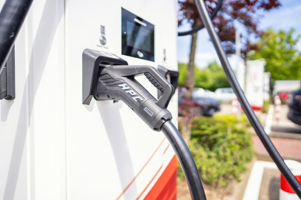 Bilder ORLEN CHARGE Ladestation