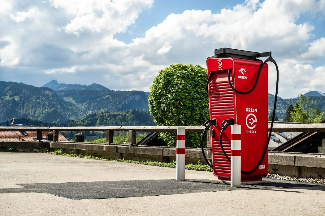 Bilder ORLEN CHARGE Ladestation