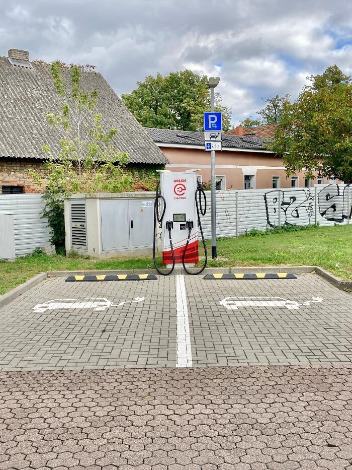 Bilder ORLEN CHARGE Ladestation