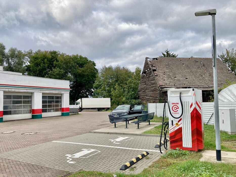 Bilder ORLEN CHARGE Ladestation