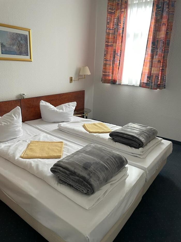 Bilder Hotel & Restaurant Schwarzer Adler