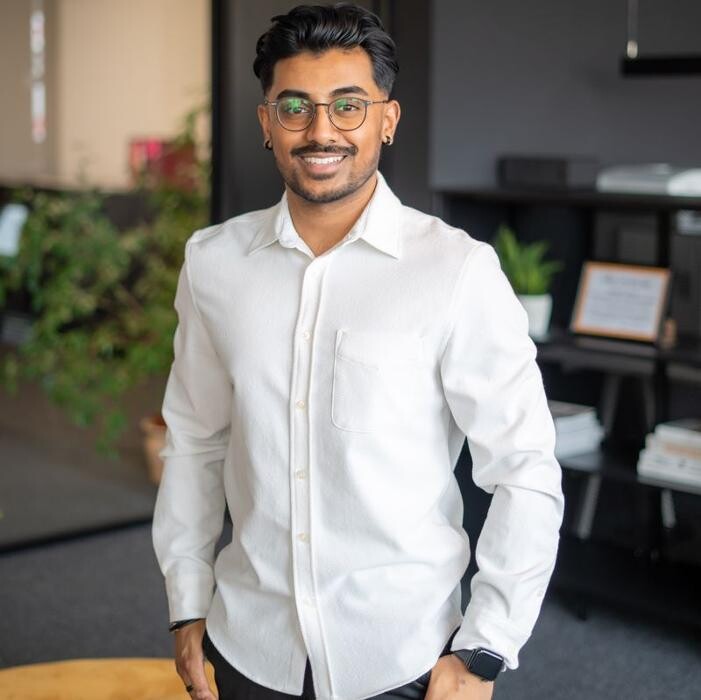 Bilder ERGO Versicherung Athavan Mahilruban