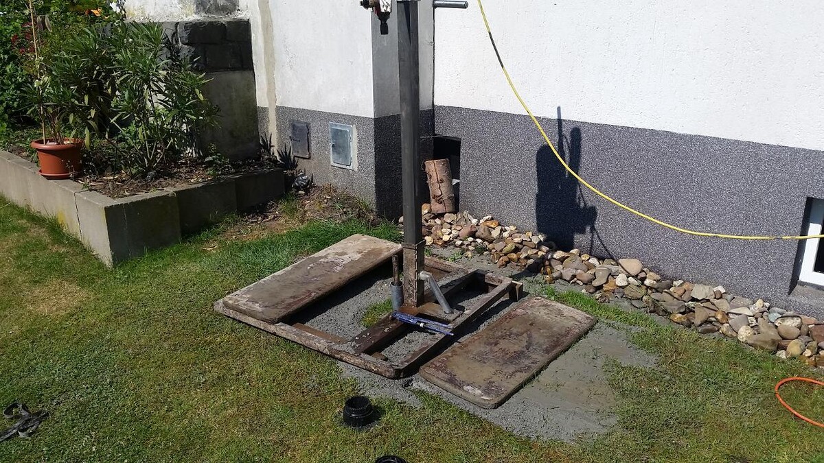 Bilder DIE BRUNNENBOHRER