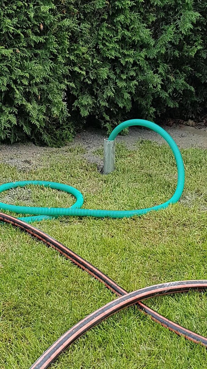 Bilder DIE BRUNNENBOHRER