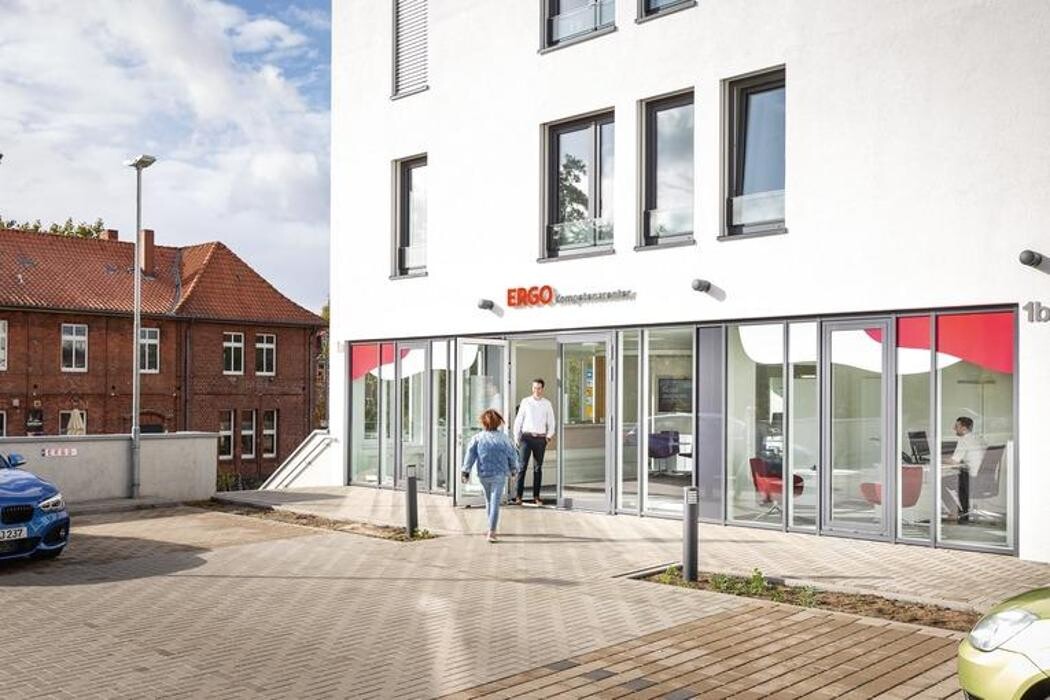 Bilder ERGO Versicherung Jann Socha
