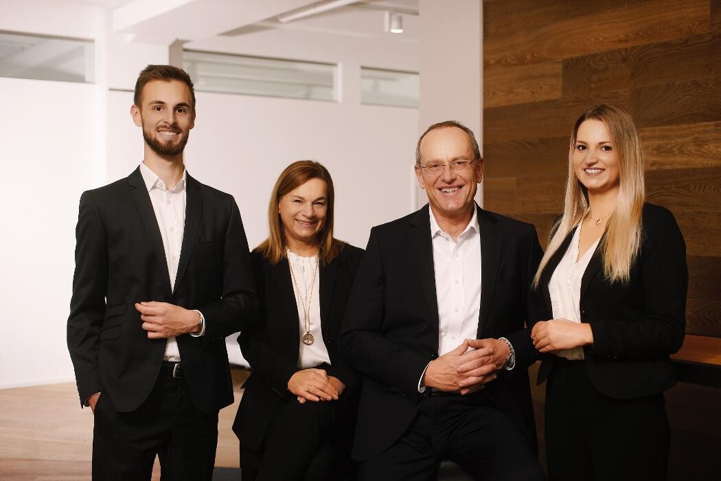 Bilder RE/MAX Living Immobilien