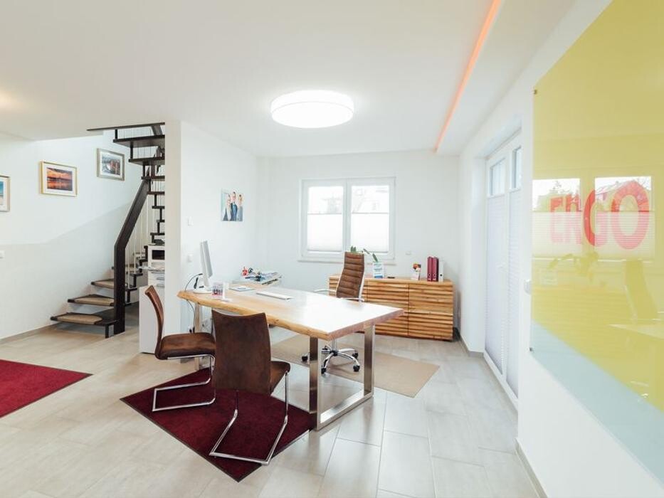 Bilder ERGO Versicherung Christine Iris Haus