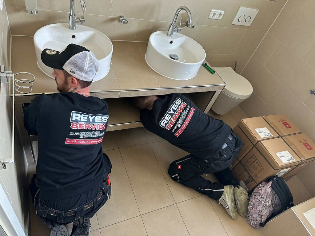 Bilder Reyes Service