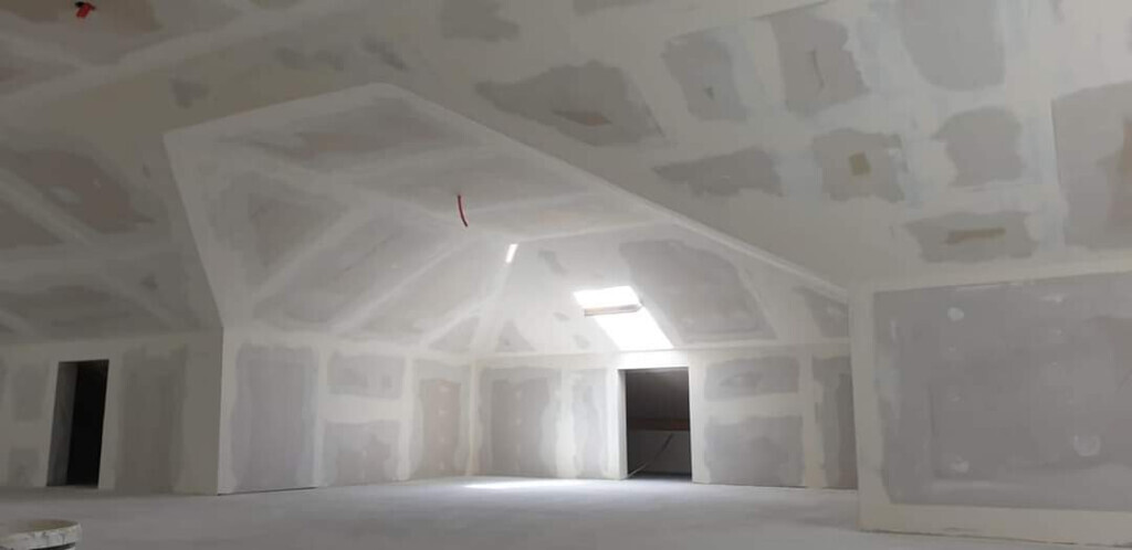 Bilder Dhs Logistik Hausmeisterservice Transporte Renovierung