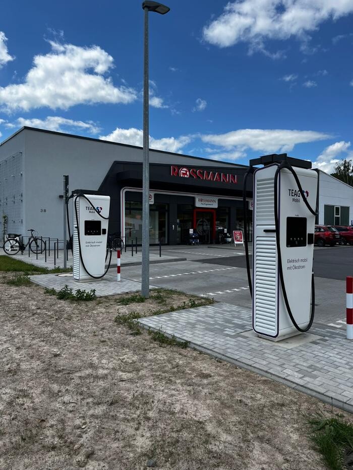 Bilder TEAG Mobil-Ladestation