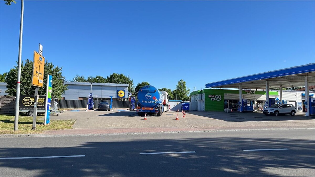 Bilder Aral pulse Ladestation