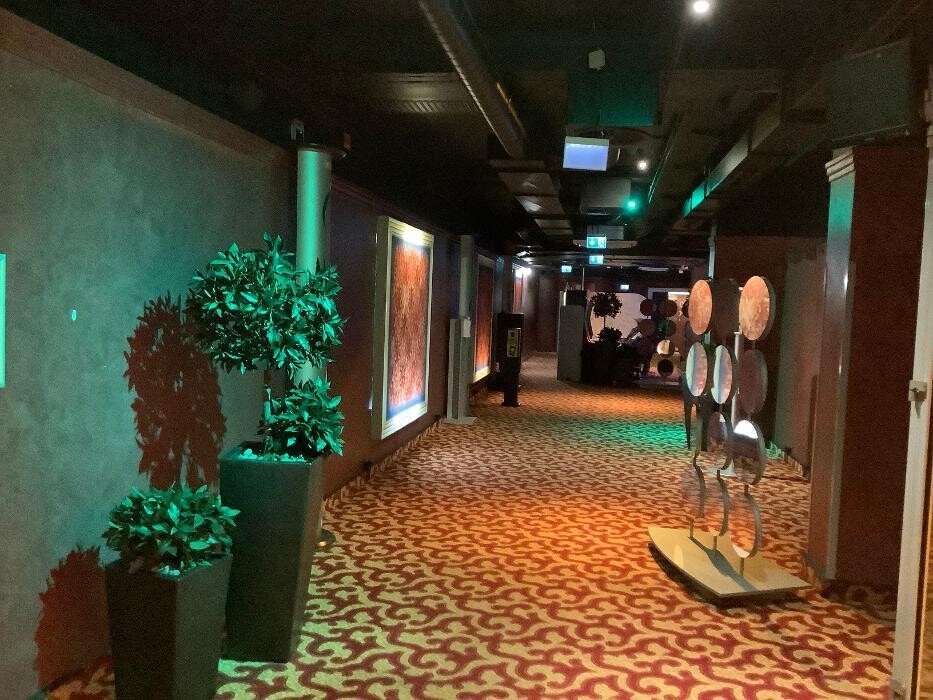 Bilder MERKUR SPIELHALLE Frankfurt