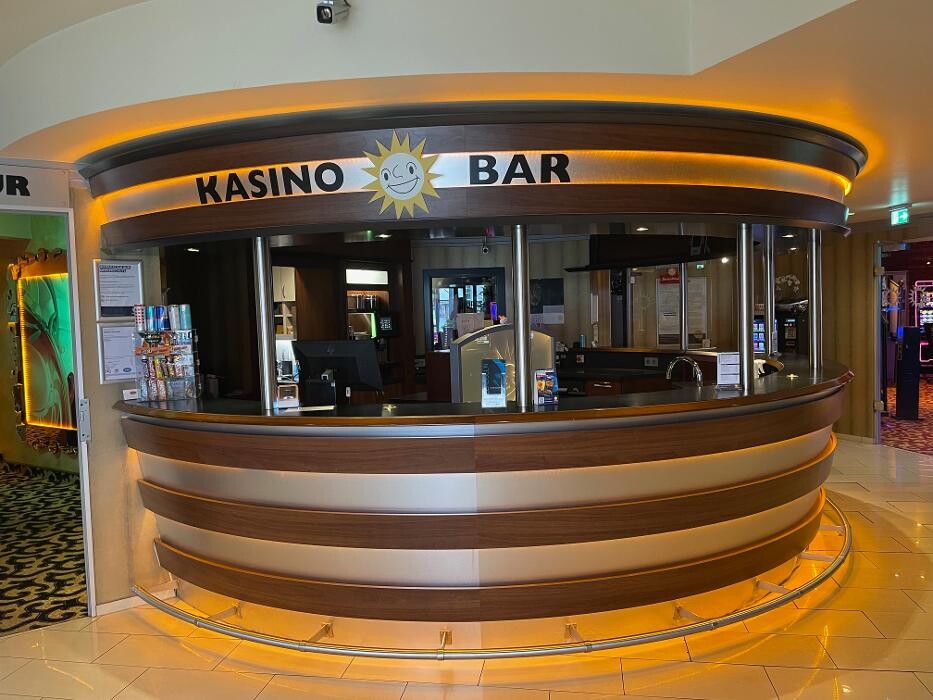 Bilder MERKUR SPIELHALLE Rheydt