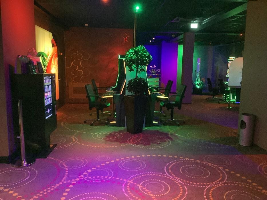 Bilder MERKUR SPIELHALLE Reinheim