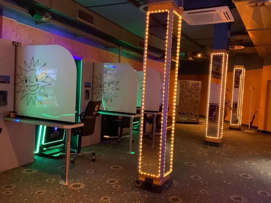 Bilder MERKUR SPIELHALLE Duisburg