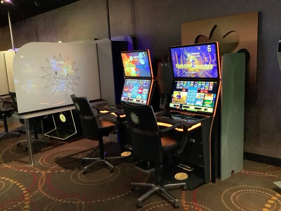 Bilder MERKUR SPIELHALLE Lotte