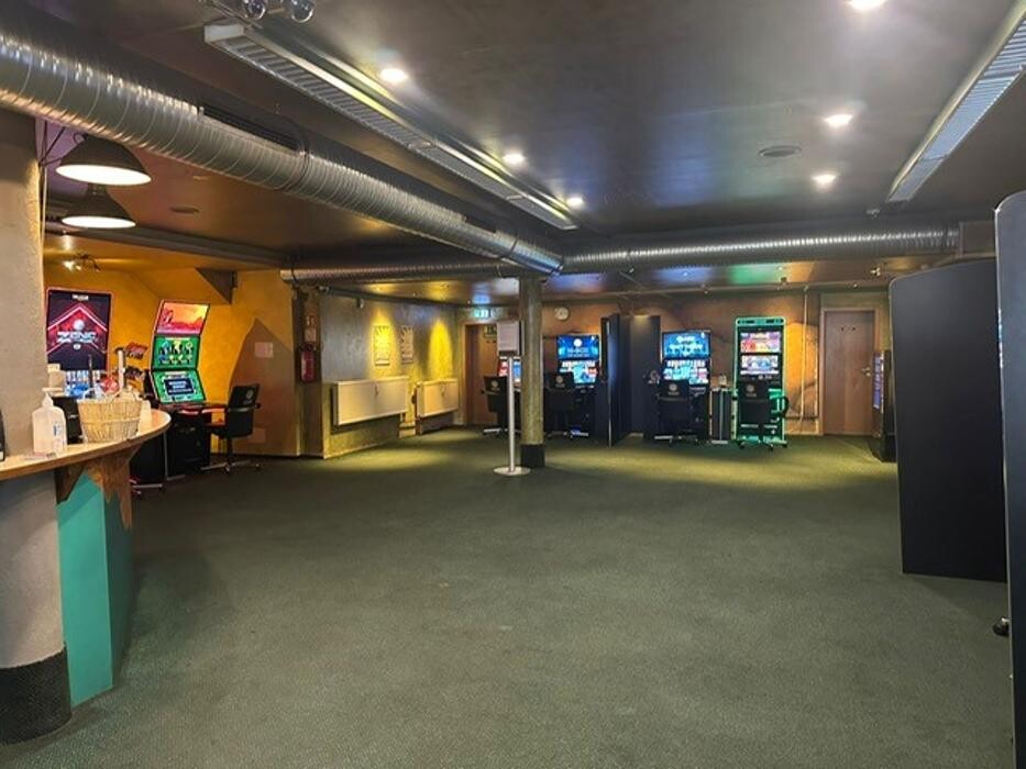 Bilder MERKUR SPIELHALLE Fellbach