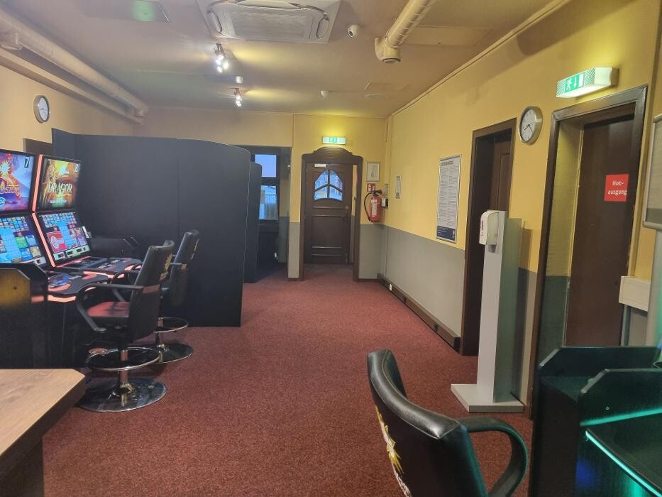 Bilder MERKUR SPIELHALLE Stuttgart