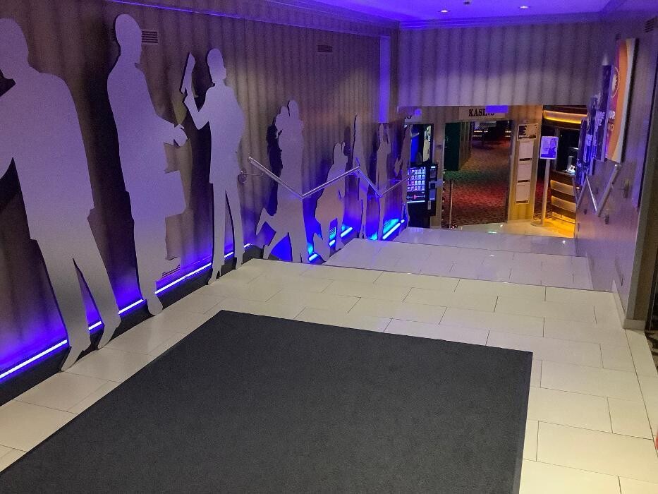 Bilder MERKUR SPIELHALLE Limburg