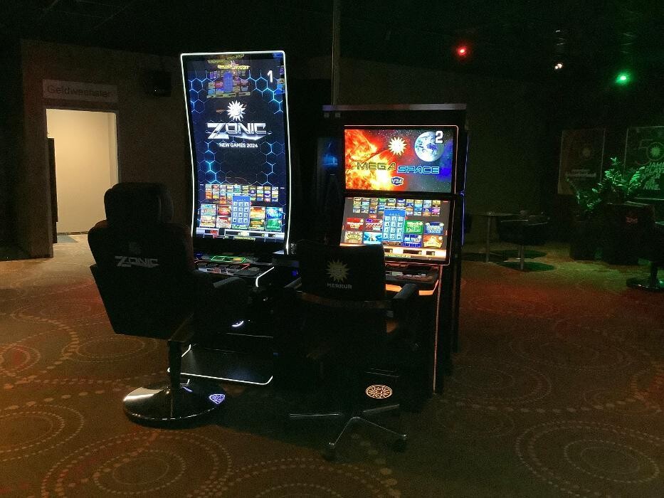 Bilder MERKUR SPIELHALLE Idar-Oberstein