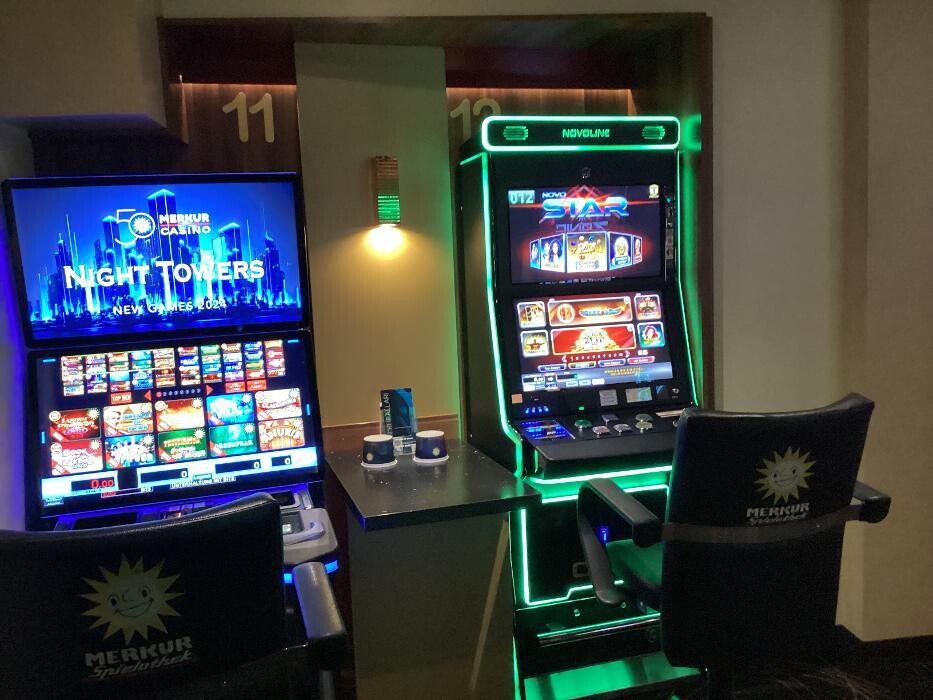 Bilder PLAYLOUNGE SPIELHALLE Lilienthal