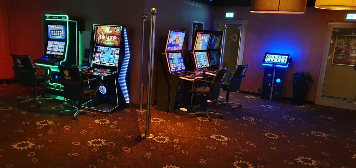 Bilder MERKUR SPIELHALLE Frankfurt