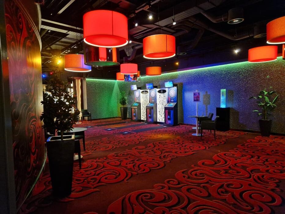 Bilder MERKUR SPIELHALLE Köln