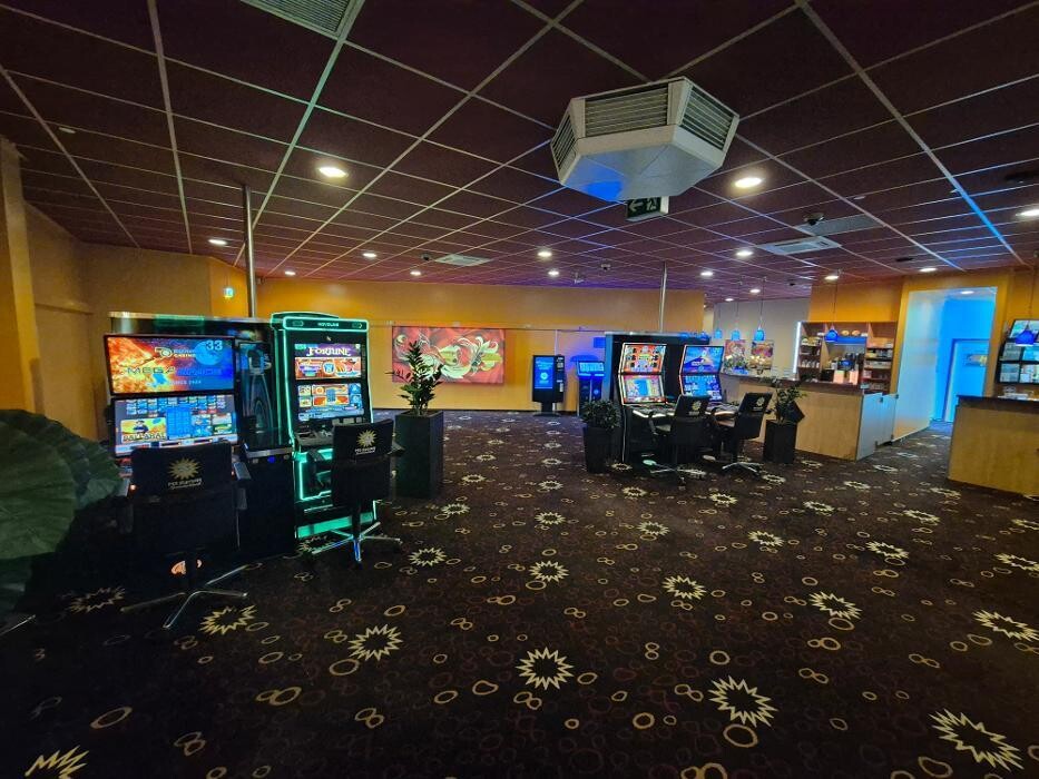 Bilder MERKUR SPIELHALLE Werneck