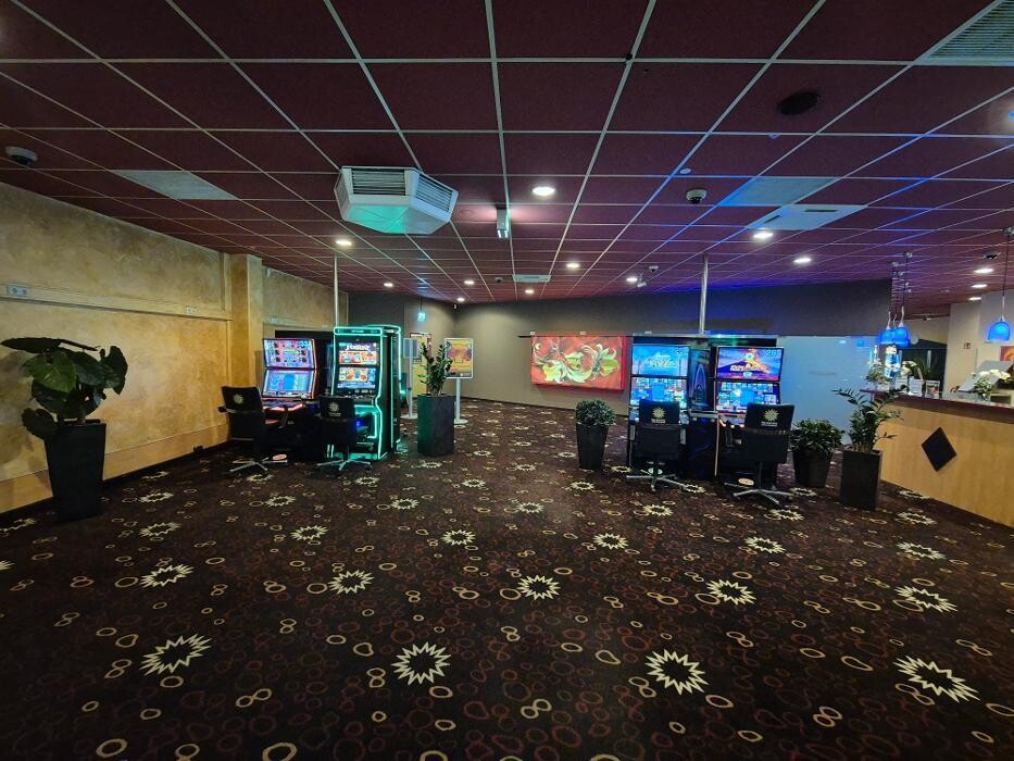 Bilder MERKUR SPIELHALLE Werneck