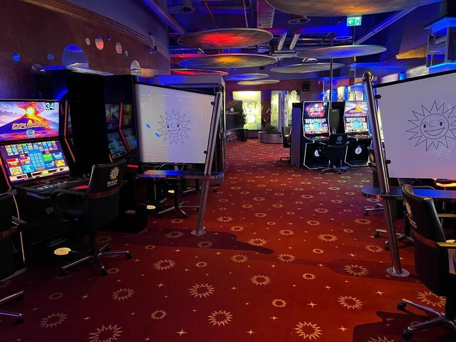 Bilder MERKUR SPIELHALLE Bürstadt