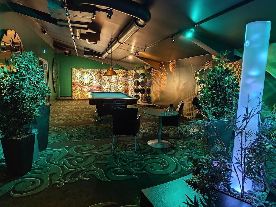 Bilder MERKUR SPIELHALLE Paderborn