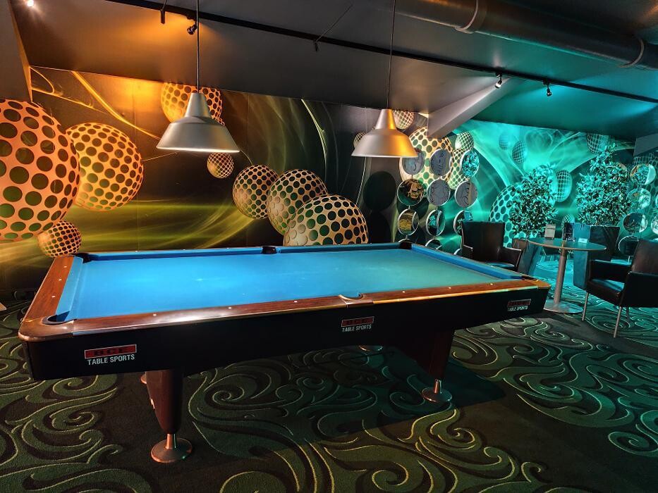 Bilder MERKUR SPIELHALLE Paderborn