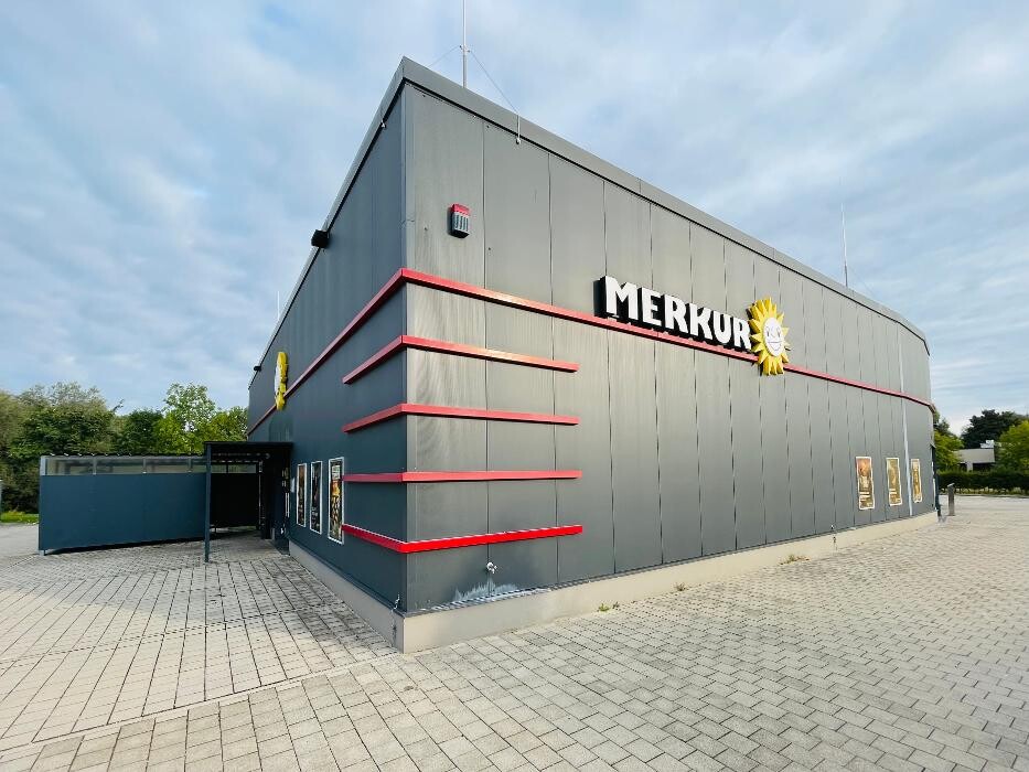 Bilder MERKUR SPIELHALLE Freising