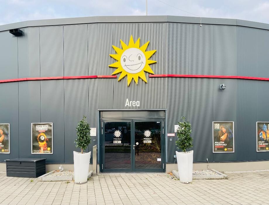 Bilder MERKUR SPIELHALLE Freising