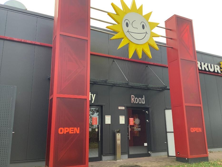 Bilder MERKUR SPIELHALLE Bispingen