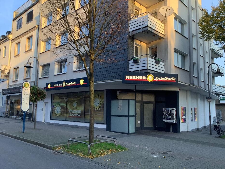 Bilder MERKUR SPIELHALLE Moers