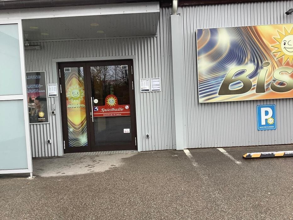 Bilder MERKUR SPIELHALLE Regenstauf