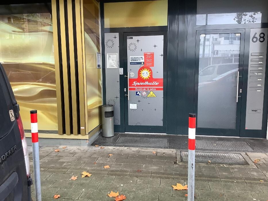 Bilder MERKUR SPIELHALLE Duisburg