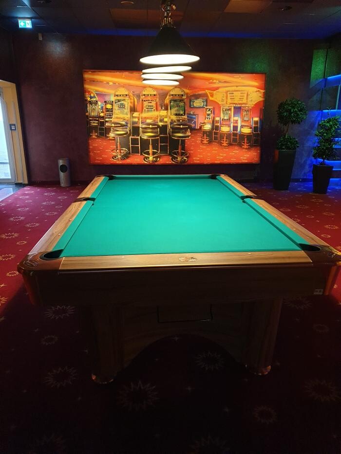 Bilder MERKUR SPIELHALLE Worms