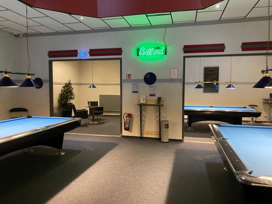 Bilder MERKUR SPIELHALLE Aurich