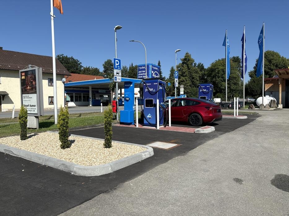 Bilder Aral pulse Ladestation