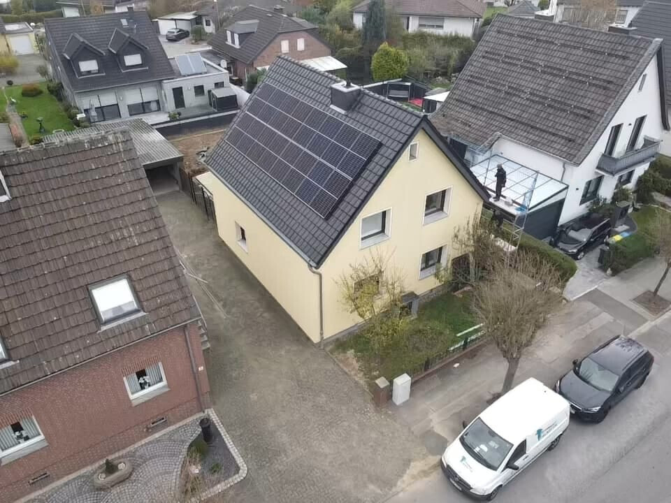 Bilder Falketek GmbH Solar / Photovoltaik / Batteriespeicher