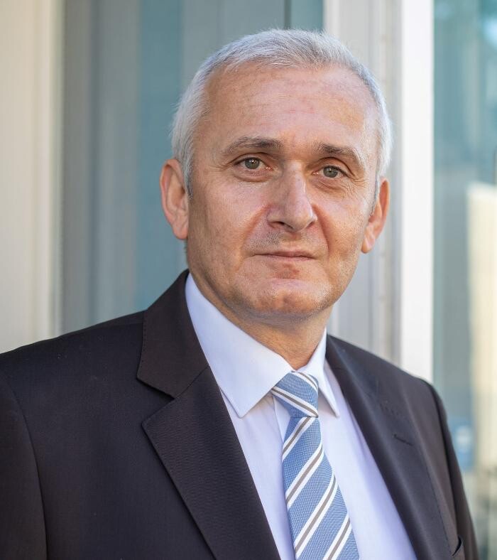 Bilder ERGO Versicherung Lazaros Xenidis