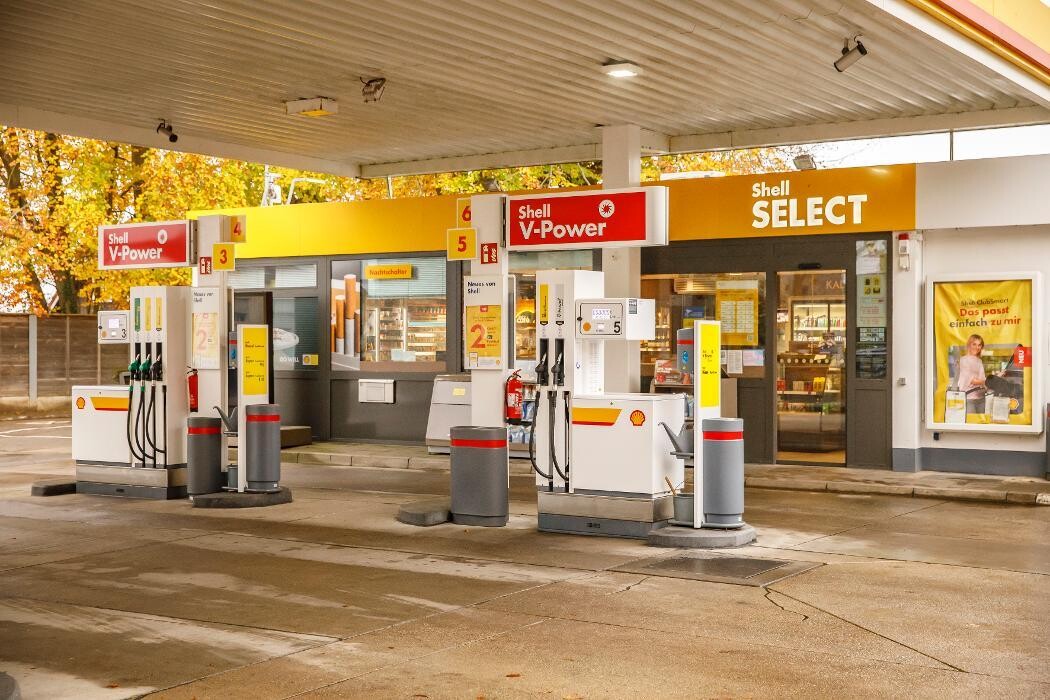 Bilder Shell Recharge Charging Station