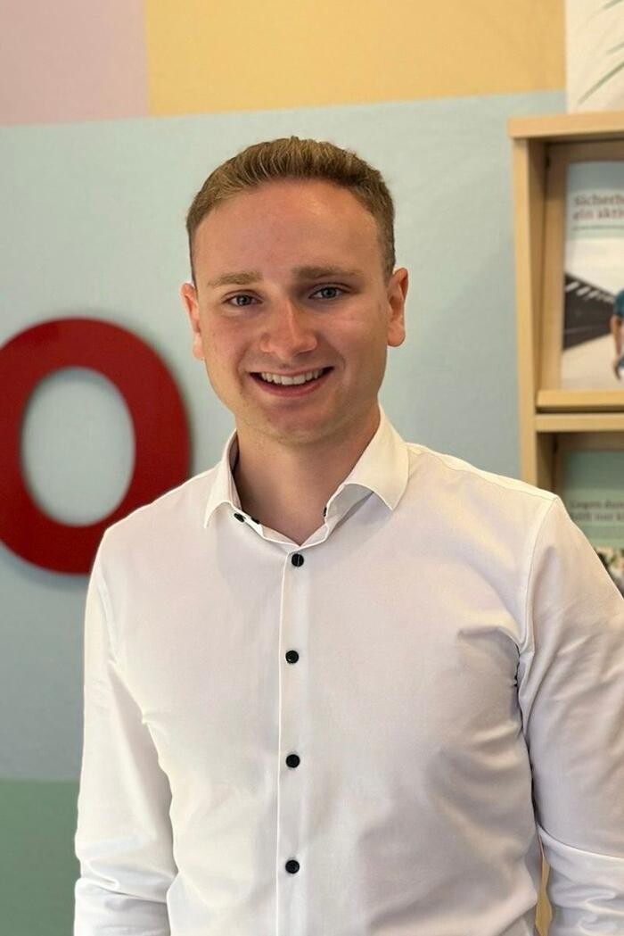 Bilder ERGO Versicherung Felix Dedores