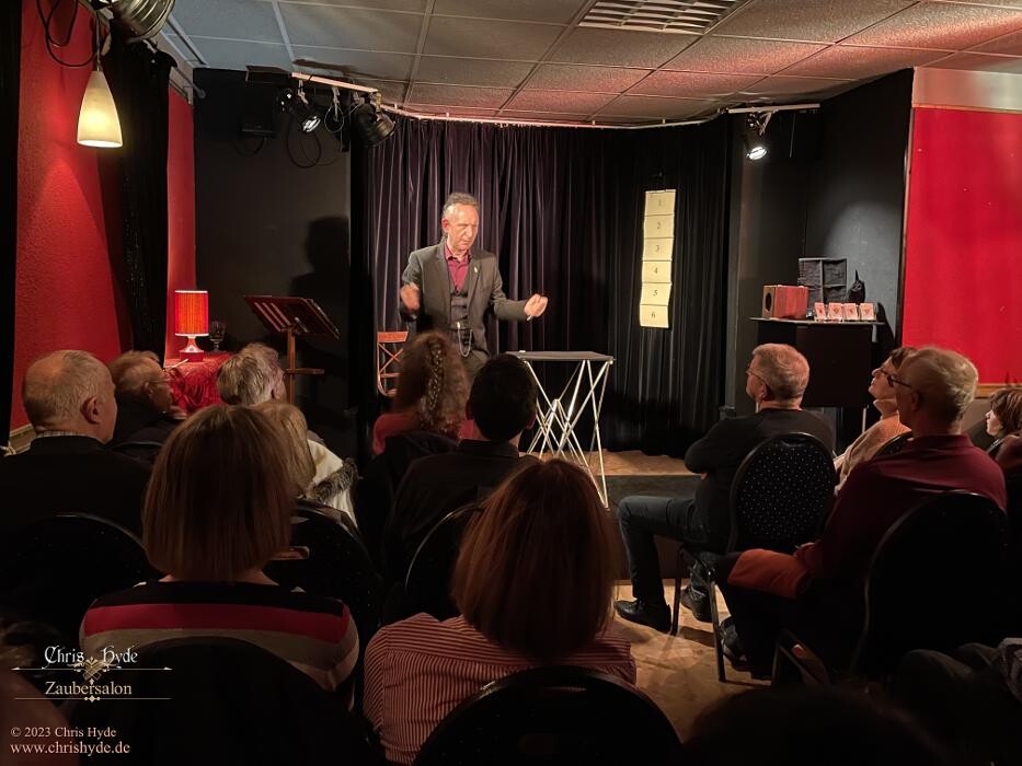 Bilder Magier Chris Hyde