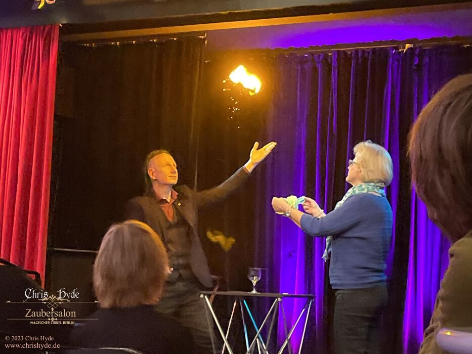 Bilder Magier Chris Hyde