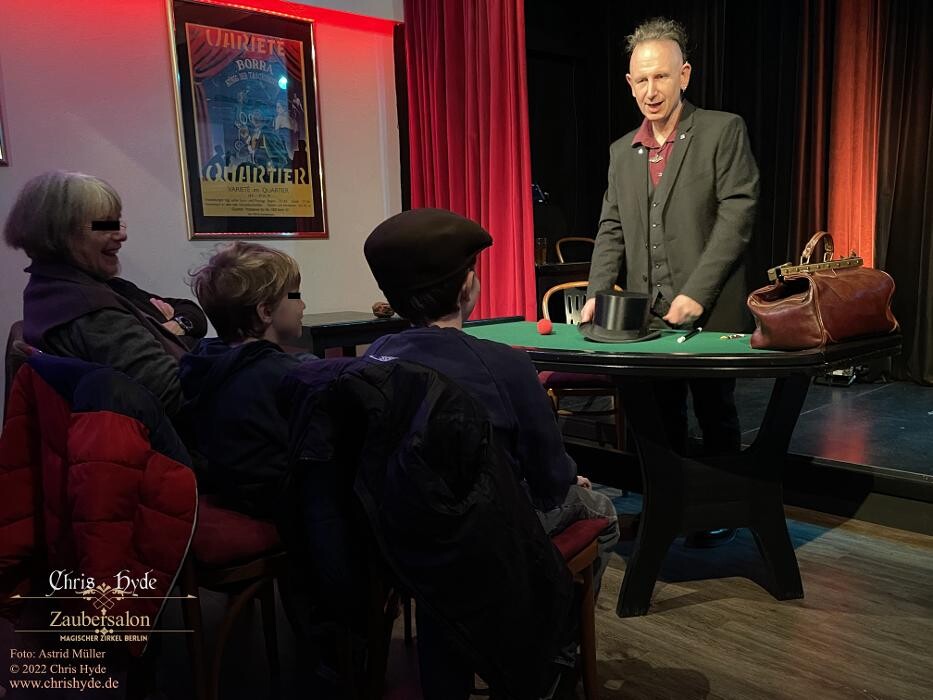 Bilder Magier Chris Hyde