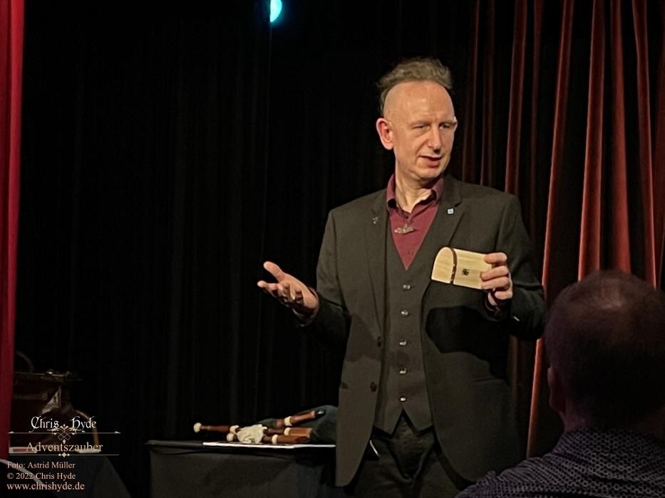 Bilder Magier Chris Hyde