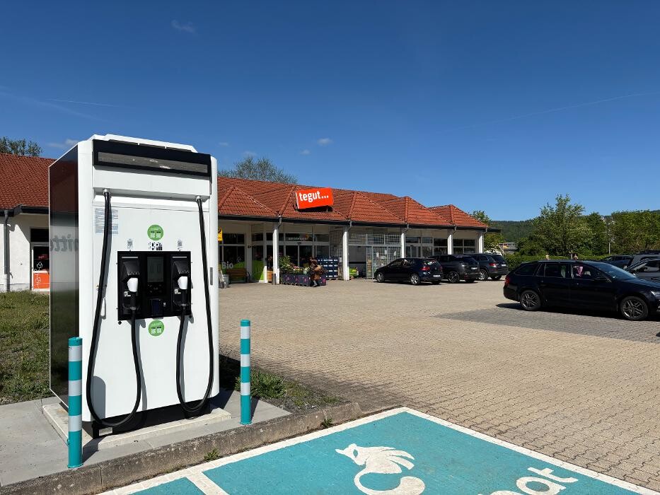 Bilder ChargeOne Ladestation